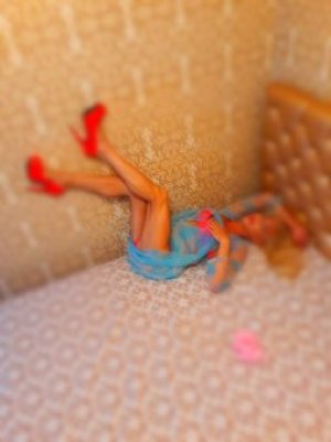 Транссексуалка Каролина